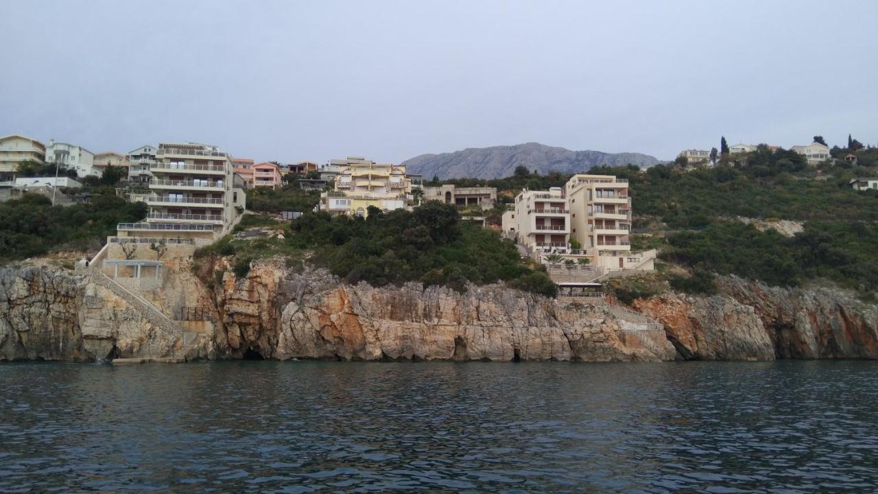 Royal Bay