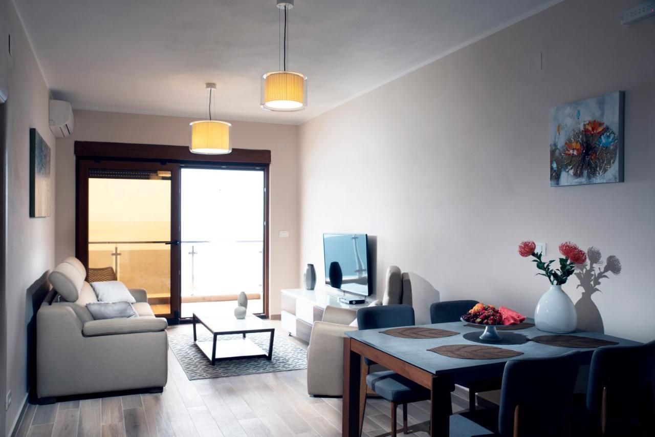 Royal Bay Apartment *